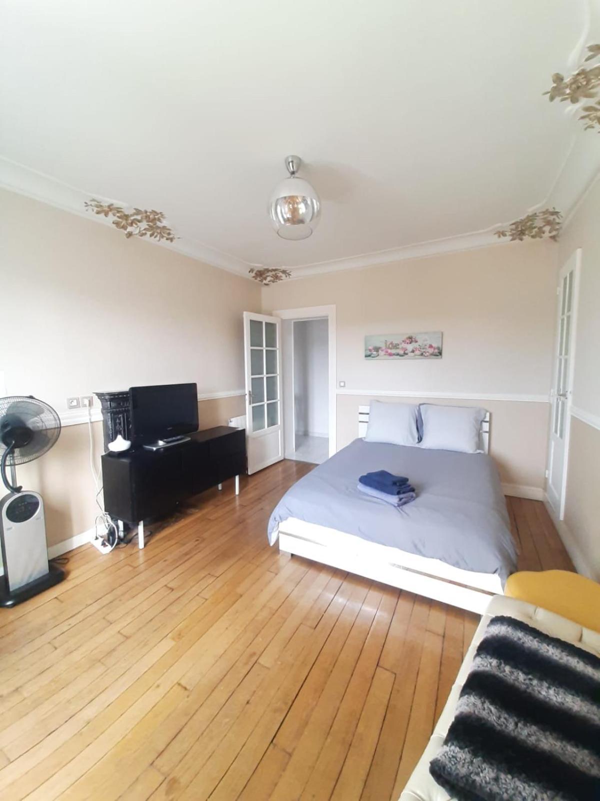 Appartement Lumineux A Arcueil-Cachan Exteriör bild